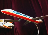 Photo: Aero Lloyd, McDonnell Douglas MD-80