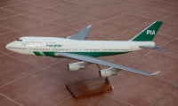 Photo: Pakistan International - PIA, Boeing 747-400