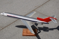 Photo: Northwest Orient, Boeing 727-200, N289US